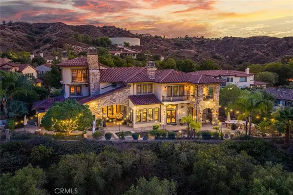 25711 Shady Oak Ln, Valencia, CA 91381