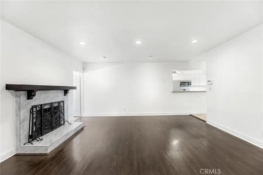 7459 Vanalden Avenue, Reseda, CA 91335 - Image #3