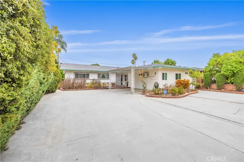 9224 9226 N Gothic Avenue, Northridge, CA 91343 - #1