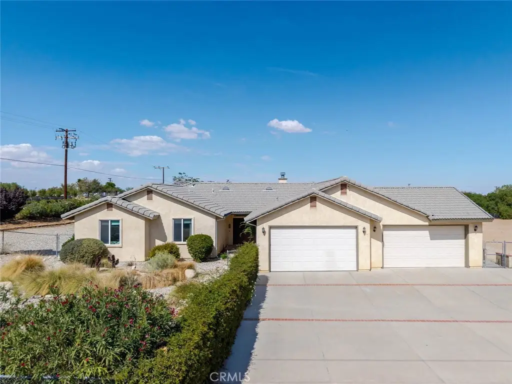 3715 E Avenue T2, Palmdale, CA 93550 - Image #1