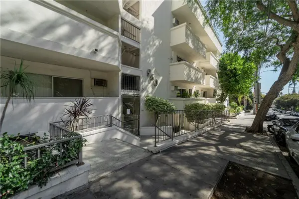 960 Larrabee #317, West Hollywood, CA 90069
