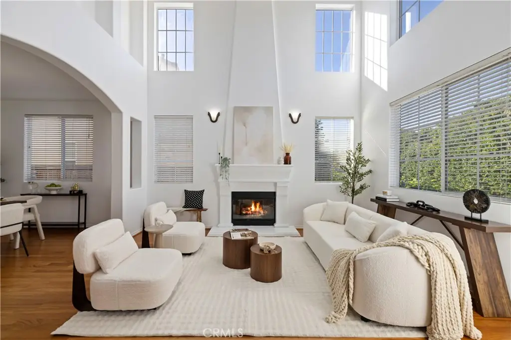 6324 Newcastle Ave, Encino, CA 91316 - #1