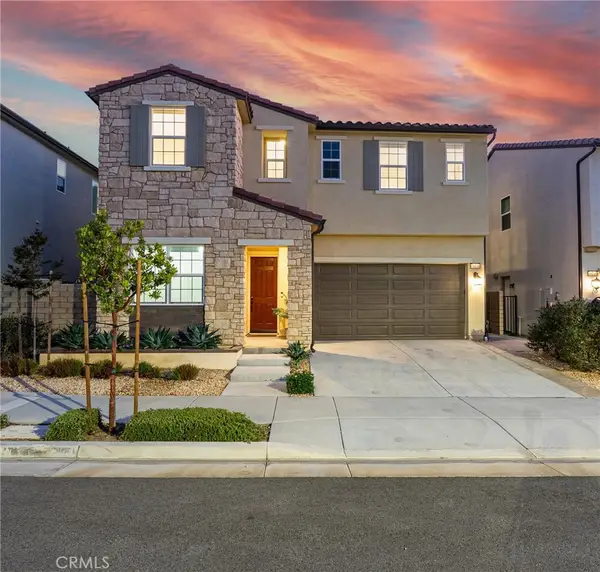 19230 Blackthorn Drive, Saugus, CA 91351