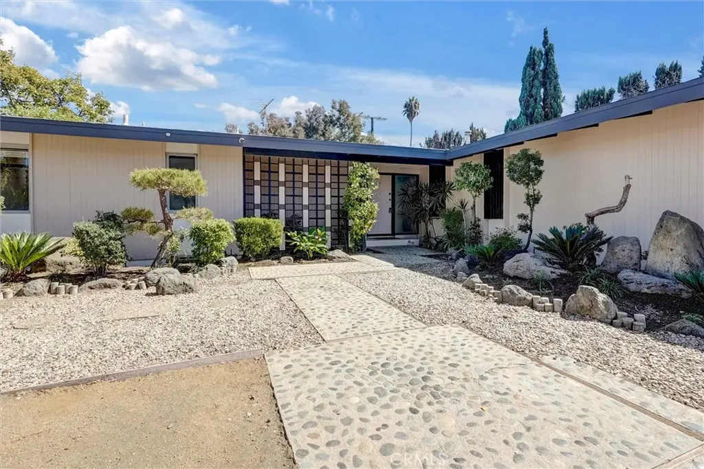 7048 Vanscoy, North Hollywood, CA 91605 - #1