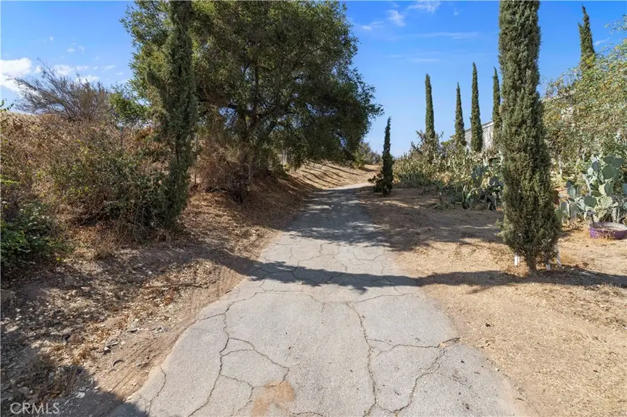 29027 Val Verde Road, Val Verde, CA 91384 - Image #3