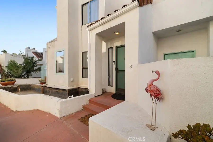 1340 Glenwood Road #8, Glendale, CA 91201 - #2