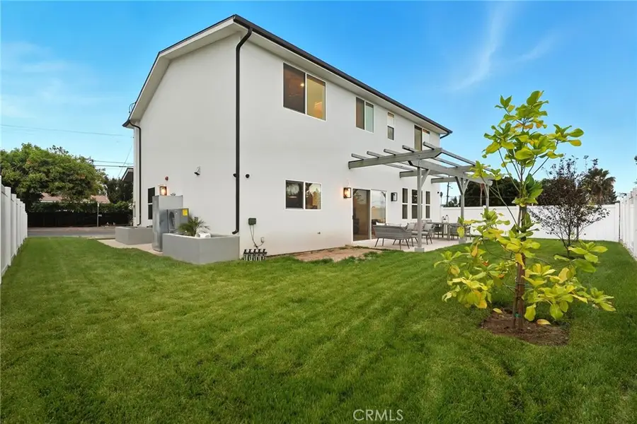 12917 El Dorado Ave, San Fernando Valley, CA 91342 - Image #2