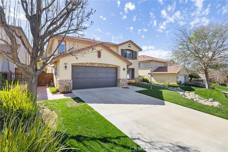 21174 Lone Star, Saugus, CA 91390 - Image #3