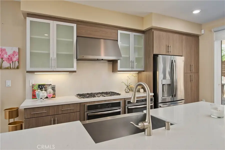 6749 W Gill, Los Angeles, CA 90068 - Image #2