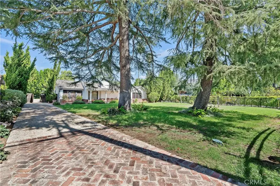 23003 Mariano Street, Woodland Hills, CA 91367 - #2