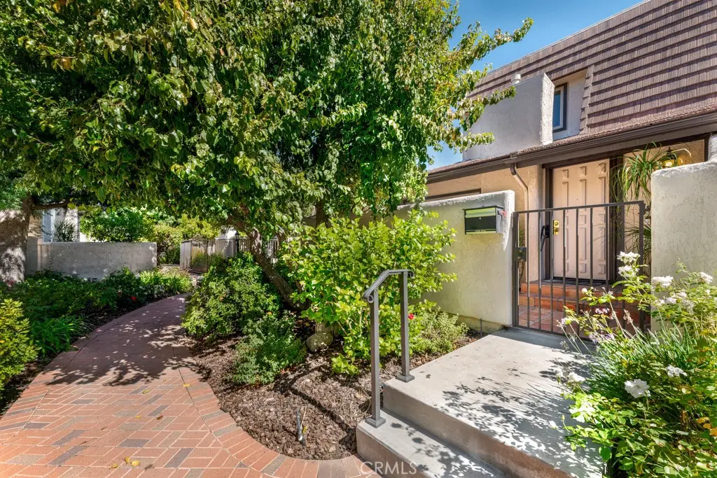6226 Nita Avenue, Woodland Hills, CA 91367 - Image #1