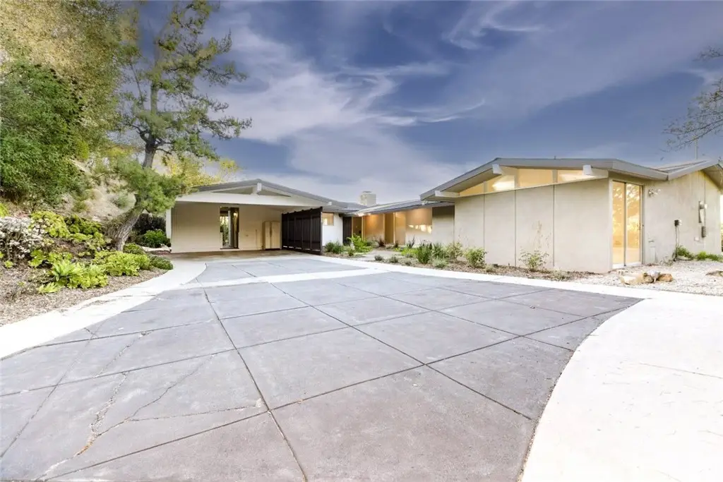 5260 Gould Avenue, La Canada Flintridge, CA 91011 - #1