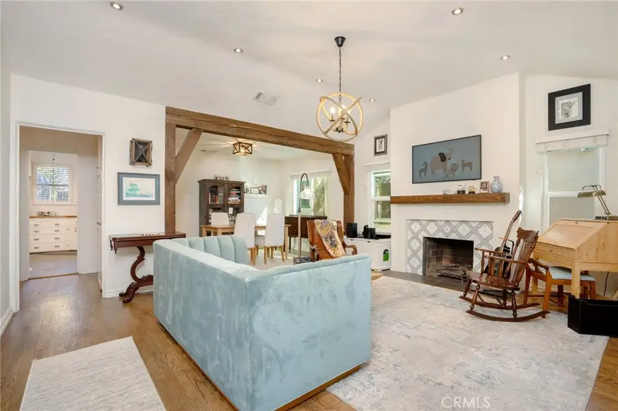 11519 Albers Street, North Hollywood, CA 91601 - Image #2