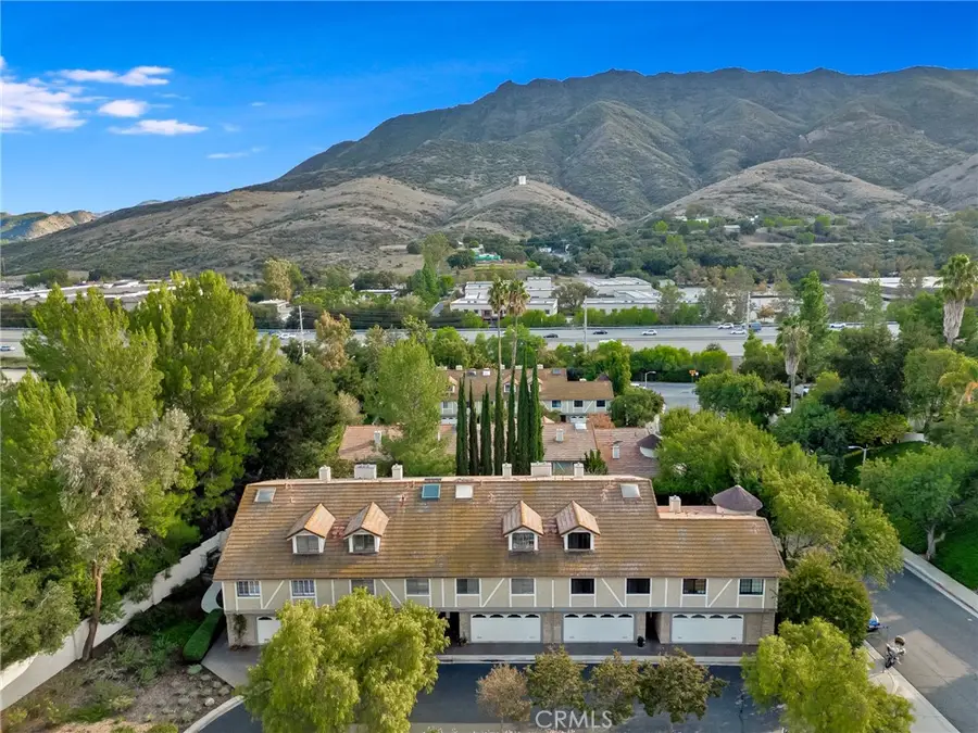 29623 Strawberry Hill, Agoura Hills, CA 91301 - Image #2