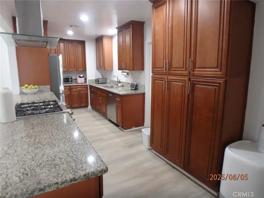 17457 Covello, Van Nuys, CA 91406 - Image #3