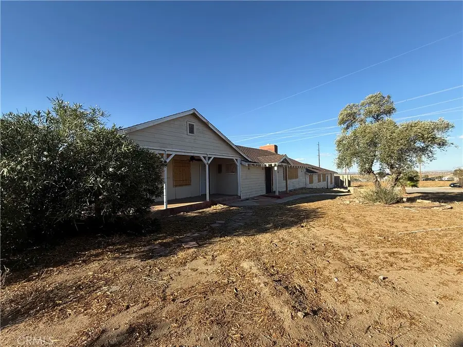 8539 W Avenue L, Lancaster, CA 93536 - Image #2
