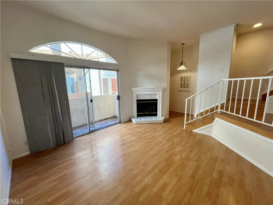 20008 Sherman Way #D, Winnetka, CA 91306 - Image #2