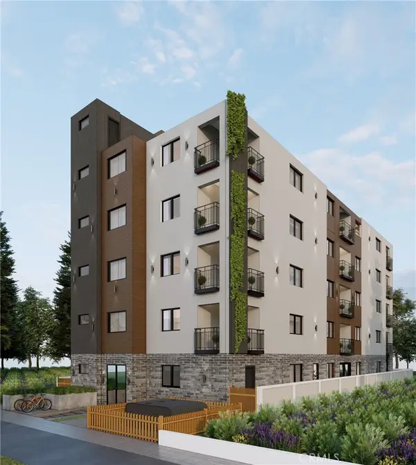 14717 Victory Boulevard, Van Nuys, CA 91411