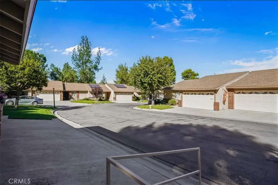 19380 Anzel Circle, Newhall, CA 91321 - Image #2