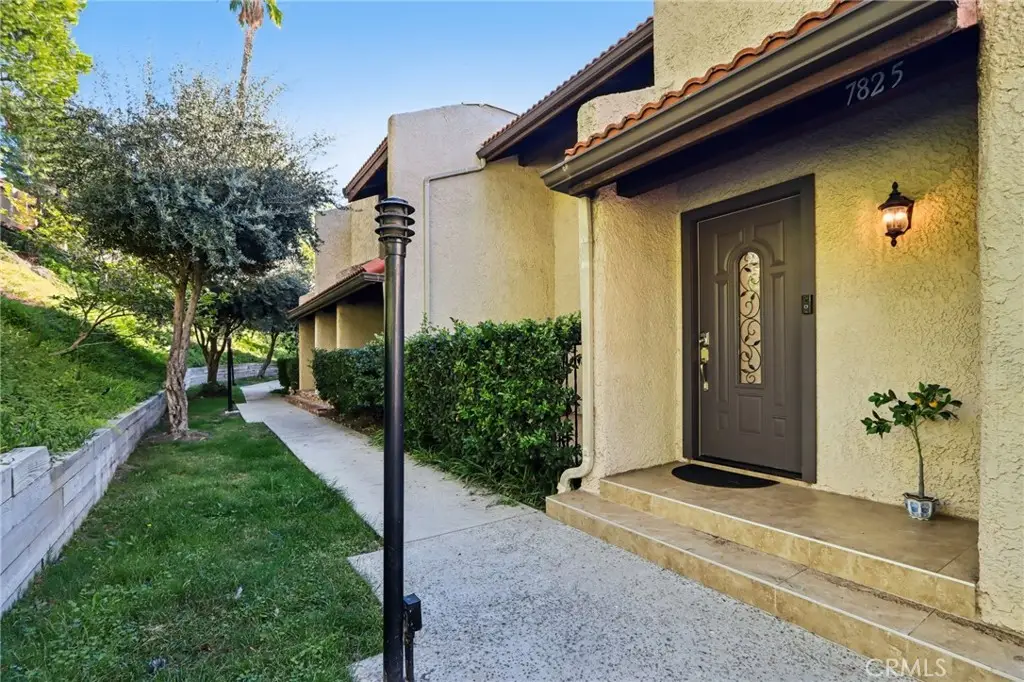 7825 Via Cassano, Burbank, CA 91504 - #1