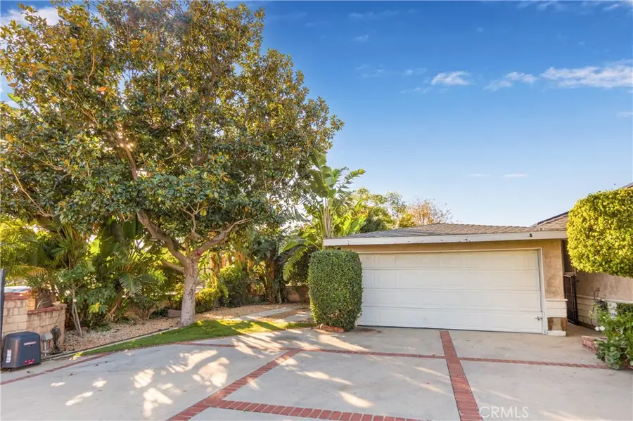 19937 Parthenia Street, Northridge, CA 91324 - Image #2