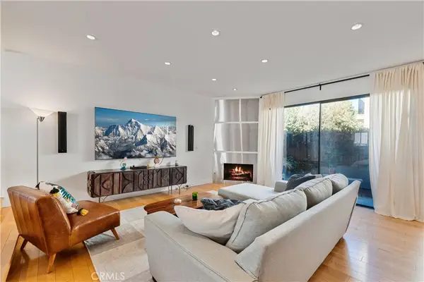 4222 Troost Avenue #21, Studio City, CA 91604