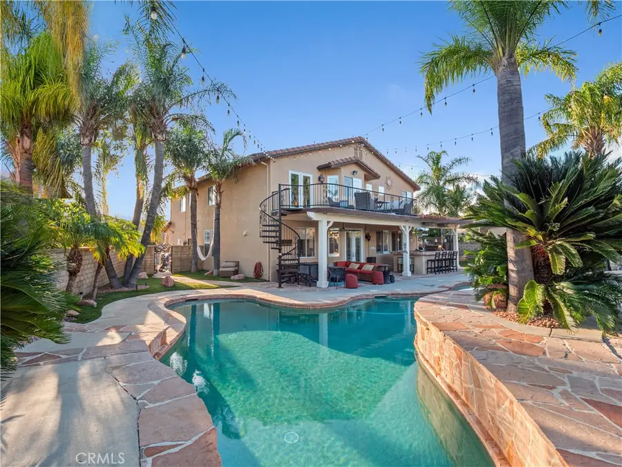 27805 Pine Crest Place, Castaic, CA 91384 - Image #2