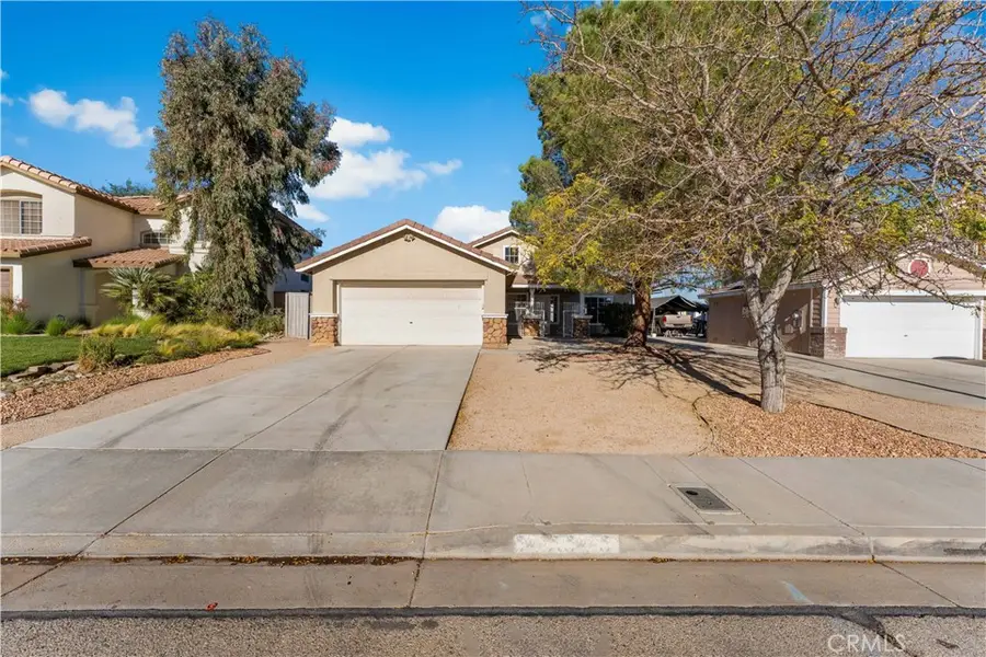 37031 Firethorn, Palmdale, CA 93550 - Image #2