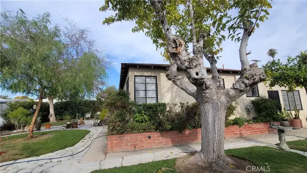 2701 Berkeley, Bakersfield, CA 93305