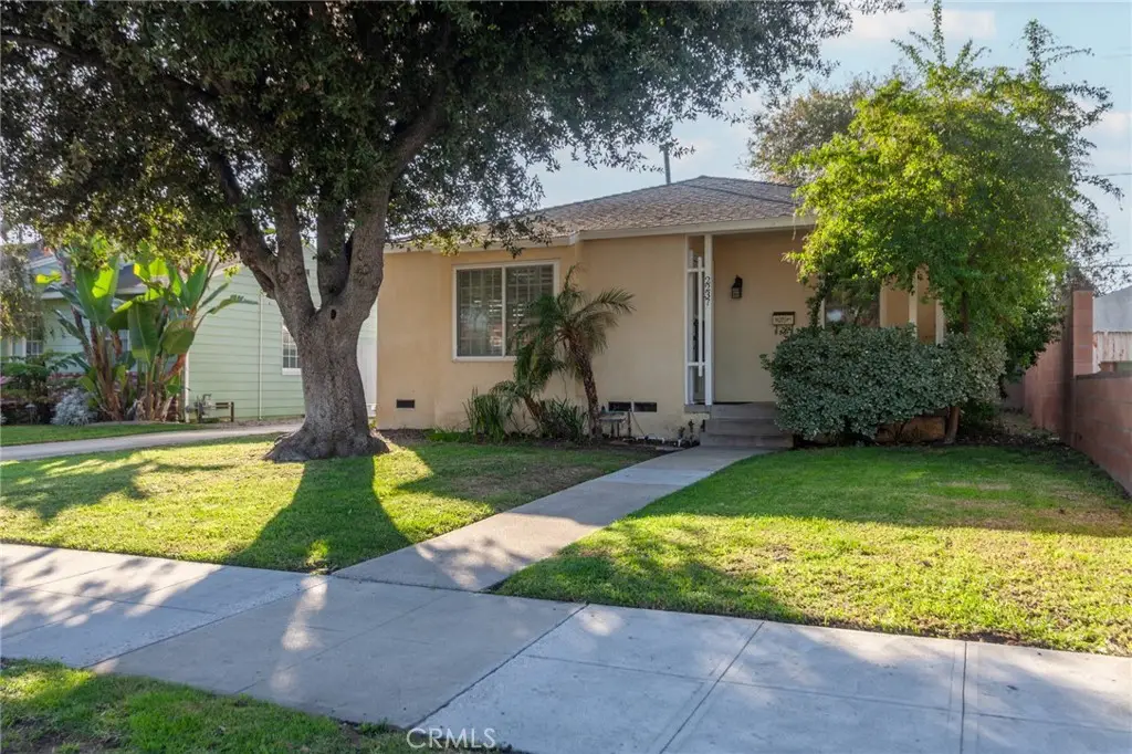 2237 N Valley, Burbank, CA 91505 - #1