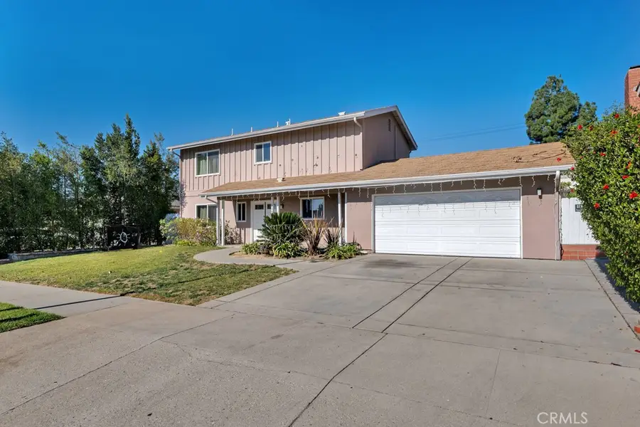 11347 11347 Kelowna Street, Sylmar, CA 91342 - Image #2