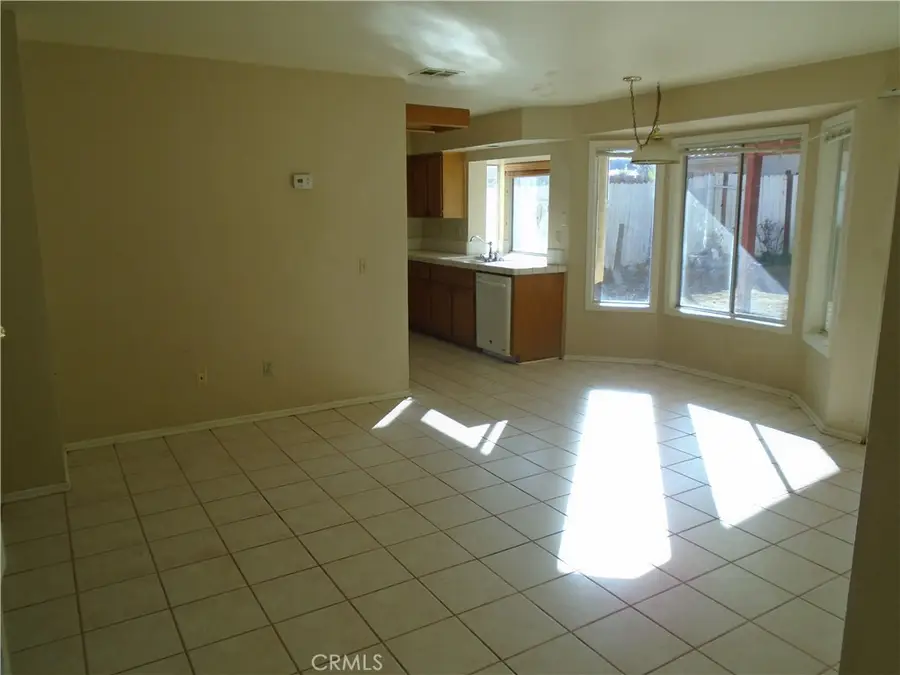 37739 Cardiff, Palmdale, CA 93550 - Image #3