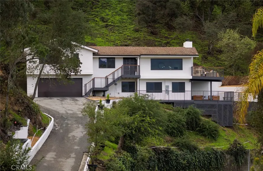 981 Glen Oaks, Pasadena, CA 91105 - Image #3