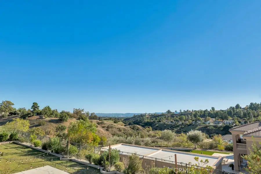 12356 Longacre, Granada Hills, CA 91344 - Image #2