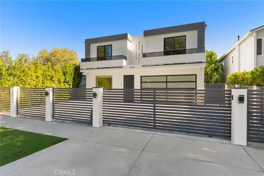 4252 Shadyglade, Studio City, CA 91604 - Image #2