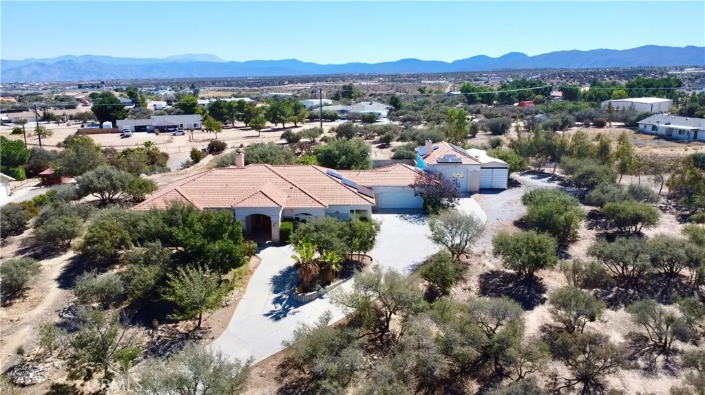 10234 Clover Drive, Oak Hills, CA 92344 - #1