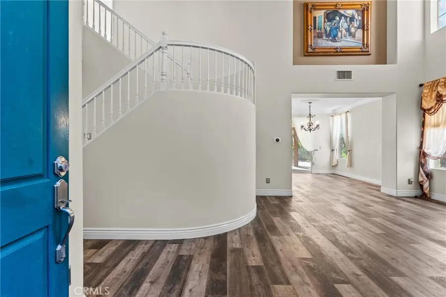 20310 Candice Court, Canyon Country, CA 91351 - Image #3