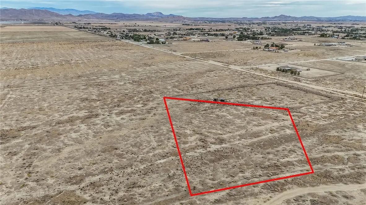 32 Antelope Hwy (a8), Lancaster, CA 93536 - #1