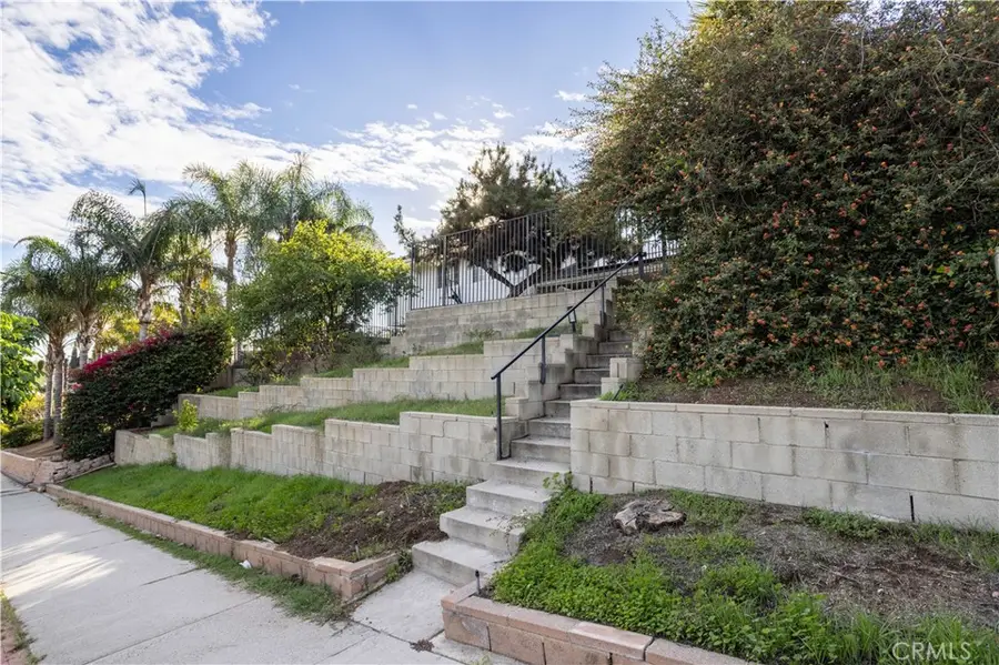 9525 Woodley, North Hills, CA 91343 - #3