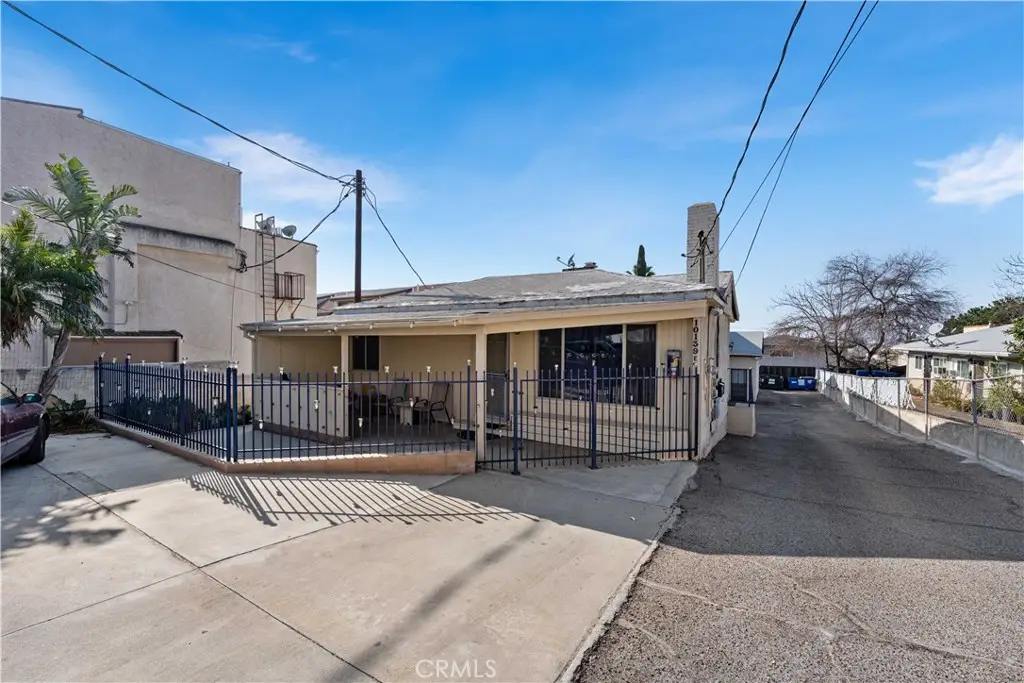 10139 Hillhaven Avenue, Tujunga, CA 91042 - Image #1
