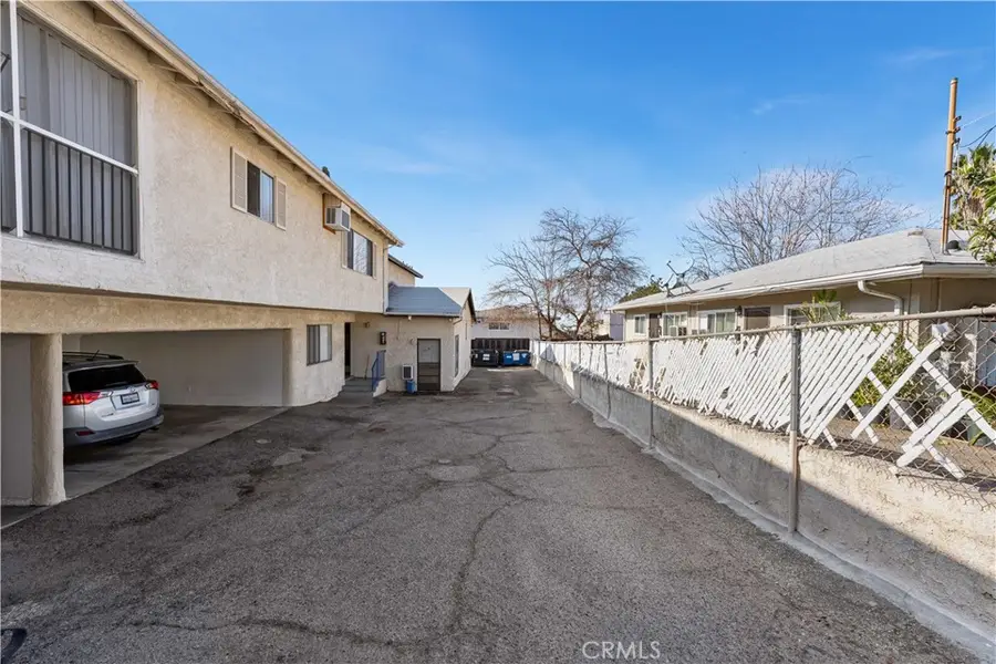 10139 Hillhaven Avenue, Tujunga, CA 91042 - Image #2