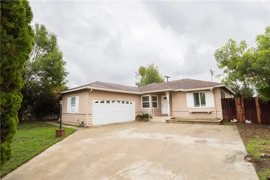 14758 Kingsbury St, Mission Hills, CA 91345 - Image #2