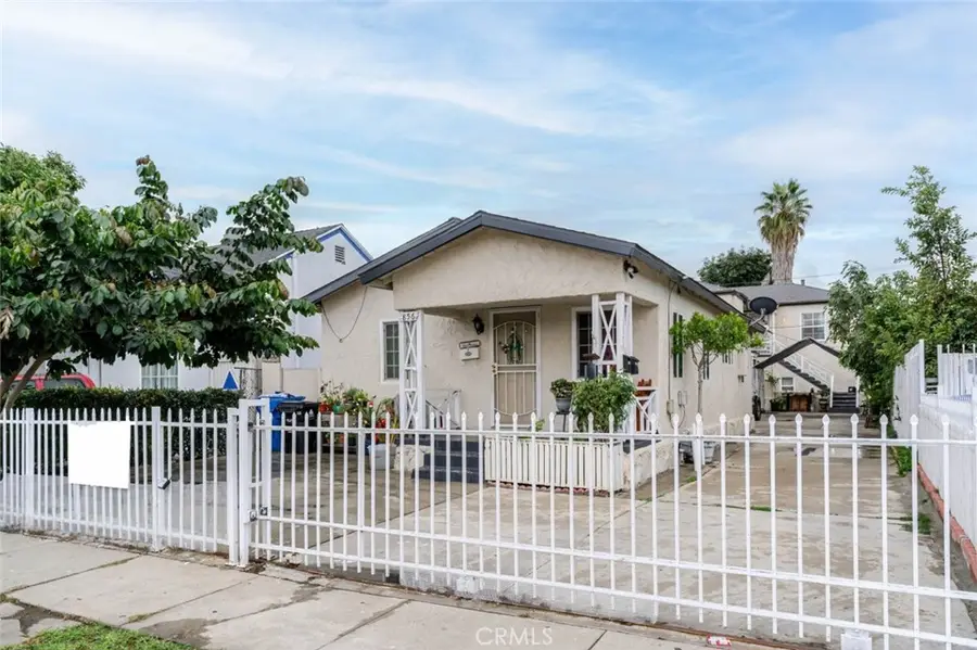 856 W 73rd Street, Los Angeles, CA 90044 - Image #2
