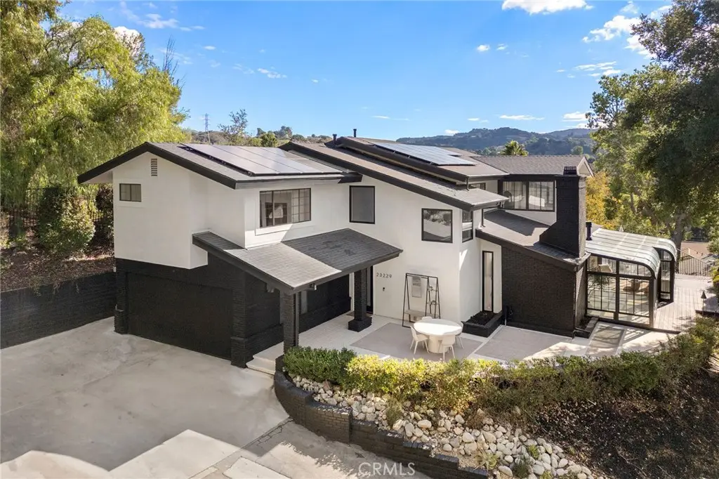 23229 8th Street, Santa Clarita, CA 91321 - Image #1