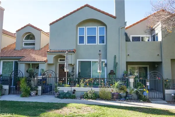 22350 Heritage Pass, Chatsworth, CA 91311