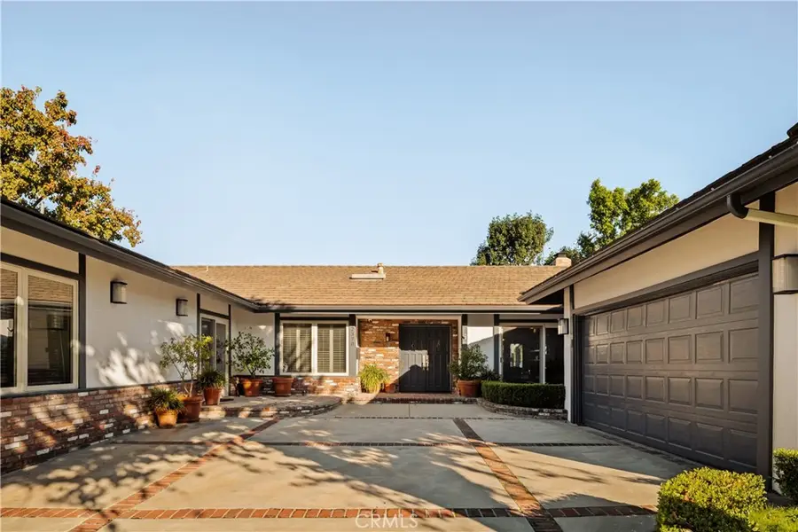 22370 Algunas Road, Woodland Hills, CA 91364 - #2