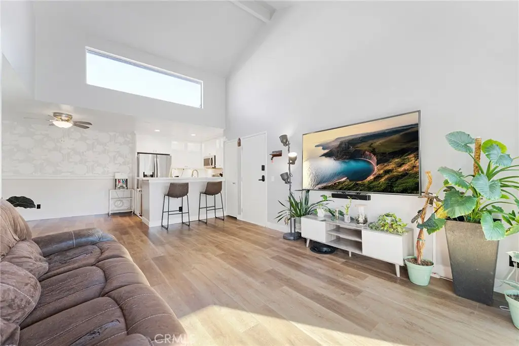 18754 Mandan #1302, Canyon Country, CA 91351 - #1