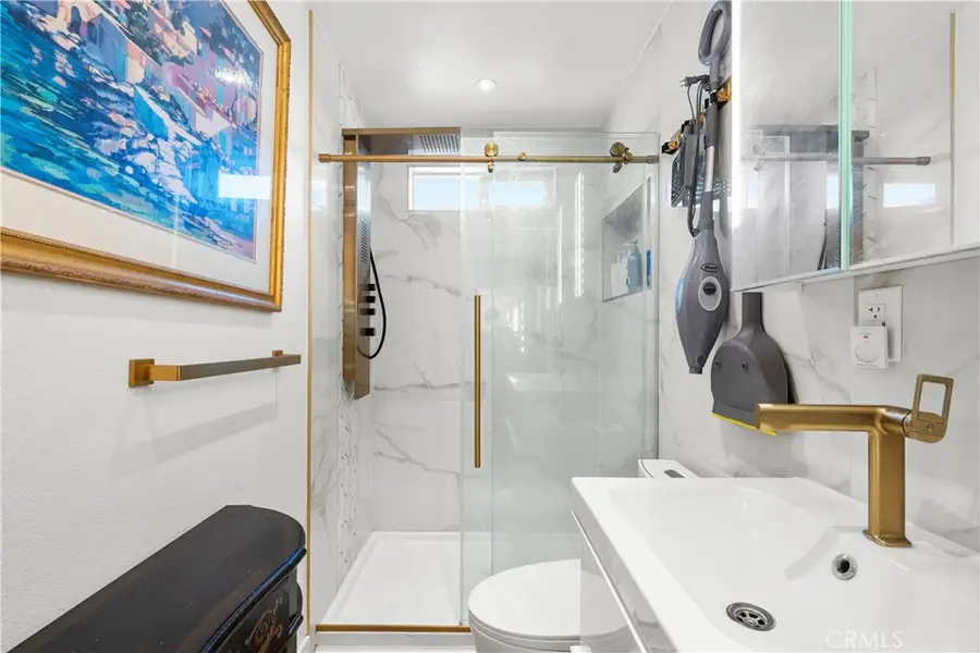 318 Sycamore Street, Santa Paula, CA 93060 - Image #3