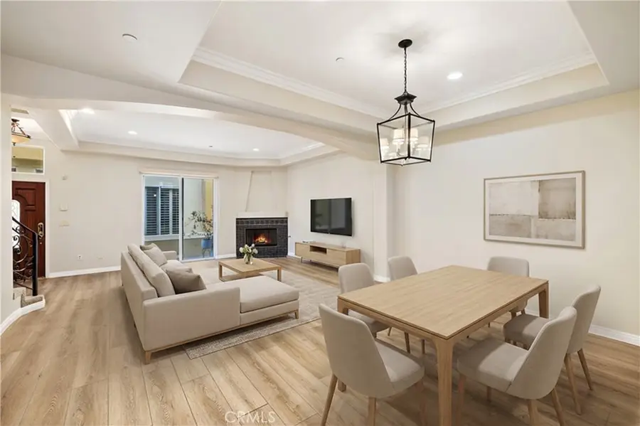 14535 Margate Street #13, Sherman Oaks, CA 91411 - Image #2