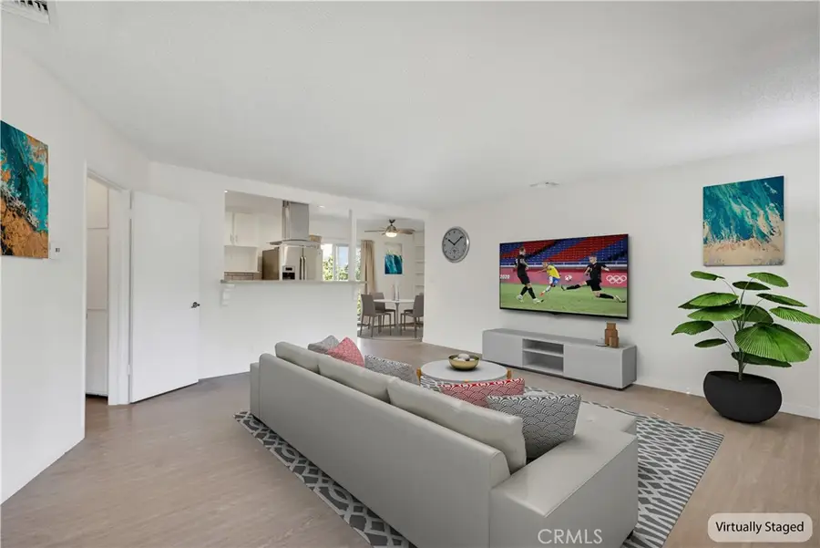 21501 Velicata Street, Woodland Hills, CA 91364 - Image #3